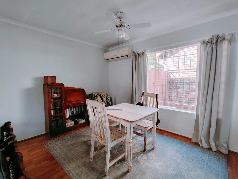 2 Bedroom Property for Sale in Eldoraigne Gauteng
