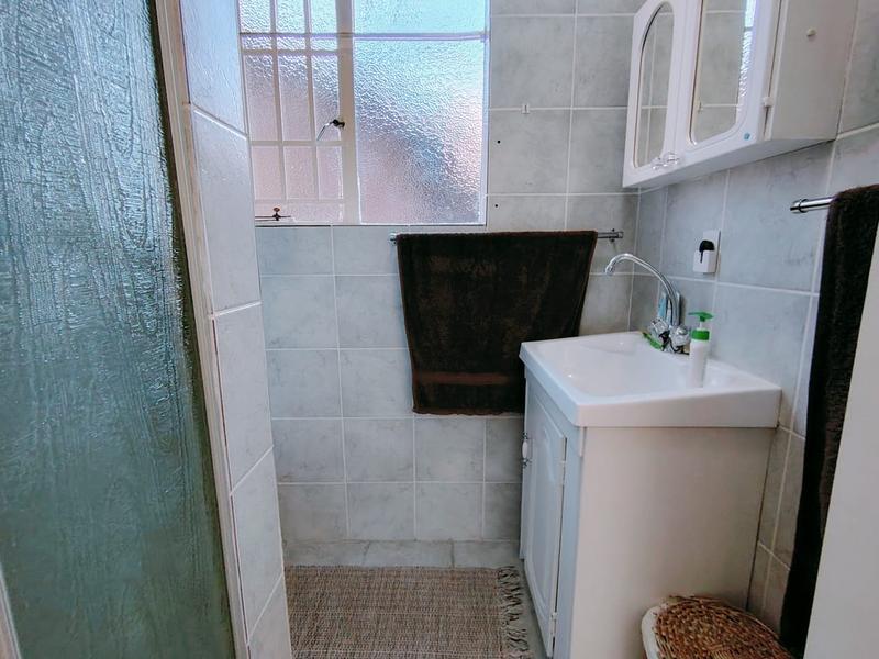 2 Bedroom Property for Sale in Eldoraigne Gauteng