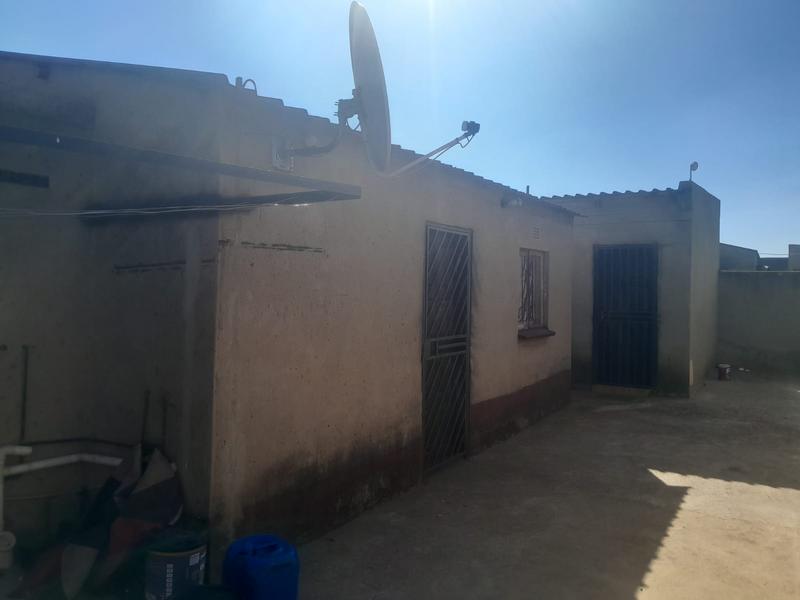 2 Bedroom Property for Sale in Palm Ridge Gauteng