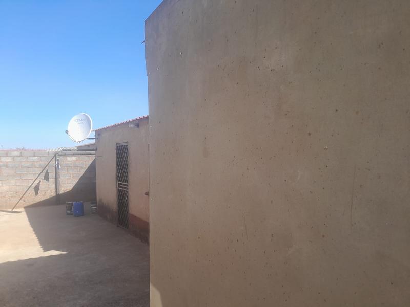 2 Bedroom Property for Sale in Palm Ridge Gauteng