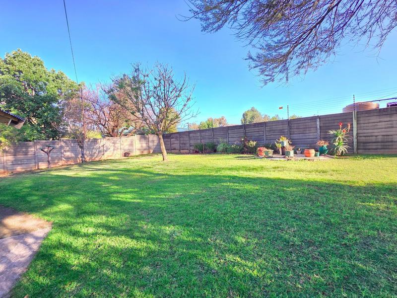 To Let 1 Bedroom Property for Rent in Zonnehoewe A H Gauteng
