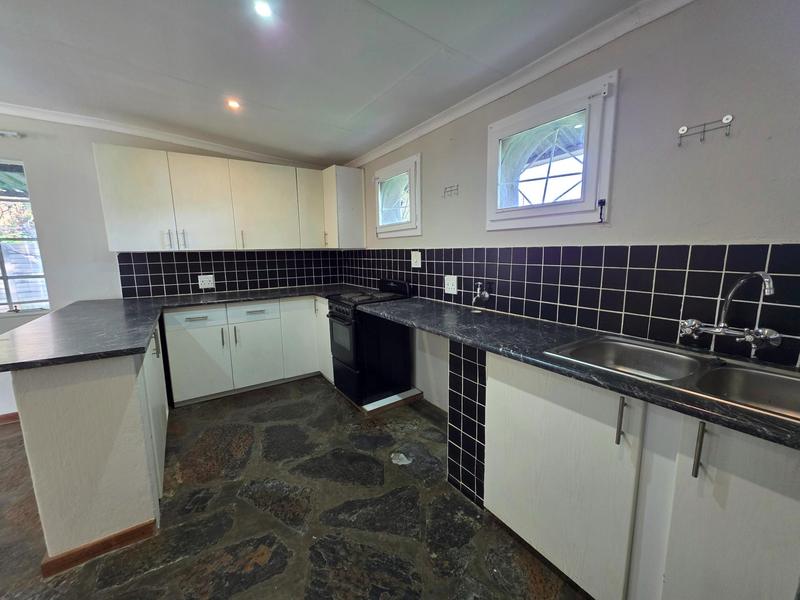 To Let 1 Bedroom Property for Rent in Zonnehoewe A H Gauteng