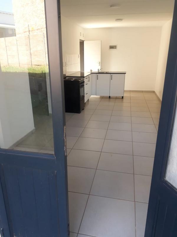 To Let 3 Bedroom Property for Rent in Protea Glen Gauteng