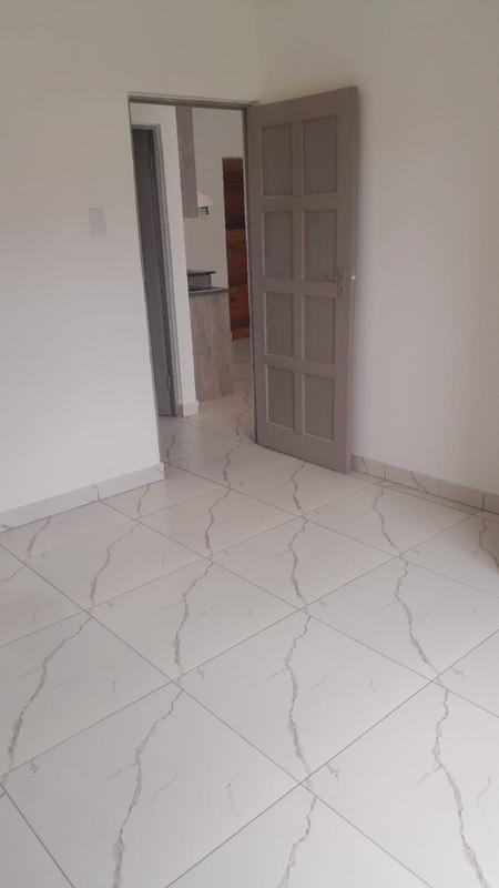 To Let 2 Bedroom Property for Rent in Noordwyk Gauteng
