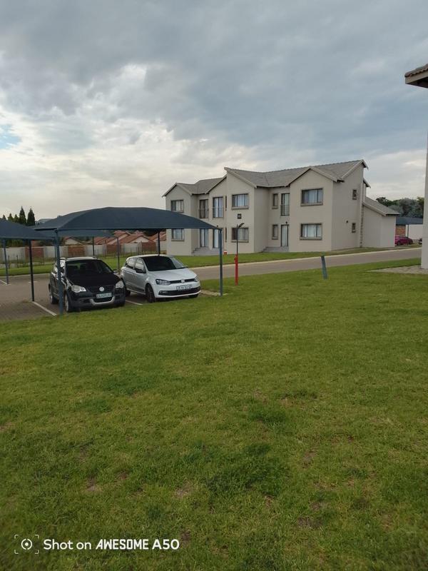 To Let 2 Bedroom Property for Rent in Noordwyk Gauteng
