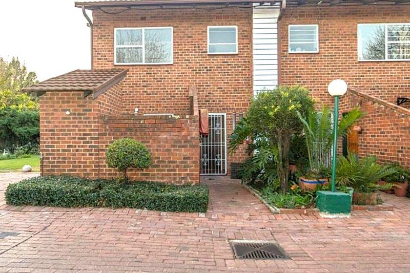3 Bedroom Property for Sale in Bedford Gardens Gauteng