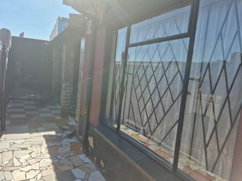 2 Bedroom Property for Sale in Tembisa Gauteng