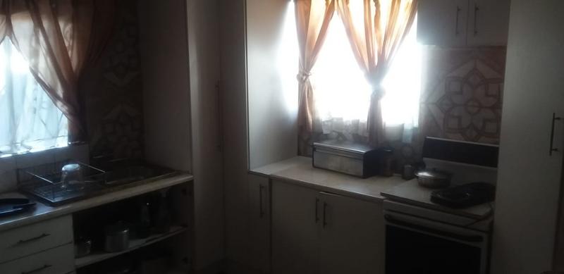 2 Bedroom Property for Sale in Tembisa Gauteng