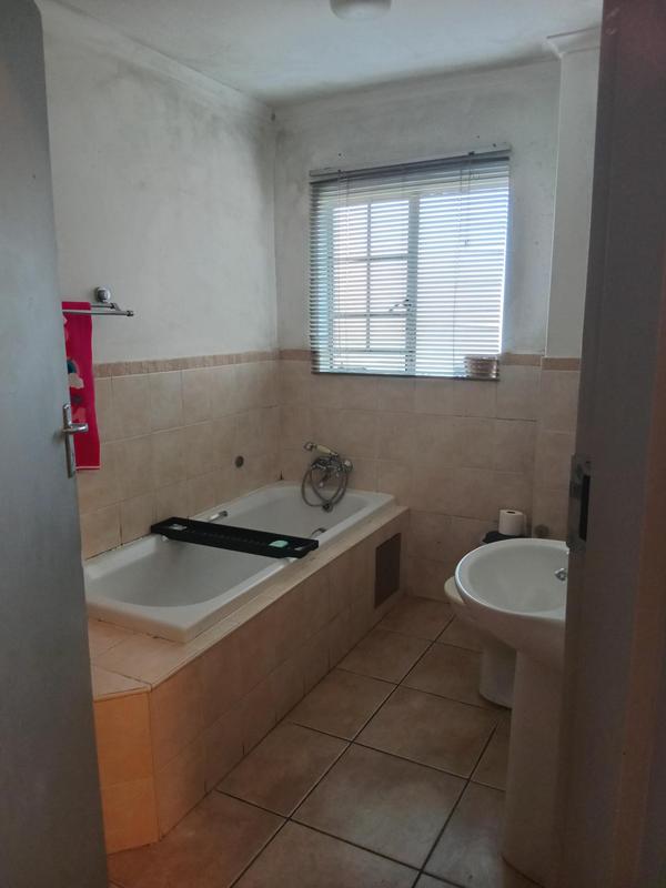 2 Bedroom Property for Sale in Castleview Gauteng