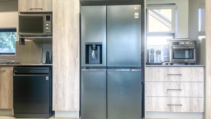 To Let 3 Bedroom Property for Rent in Midstream Meadows Gauteng