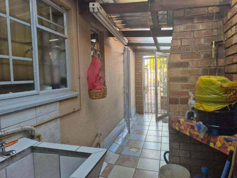 4 Bedroom Property for Sale in Ennerdale Gauteng
