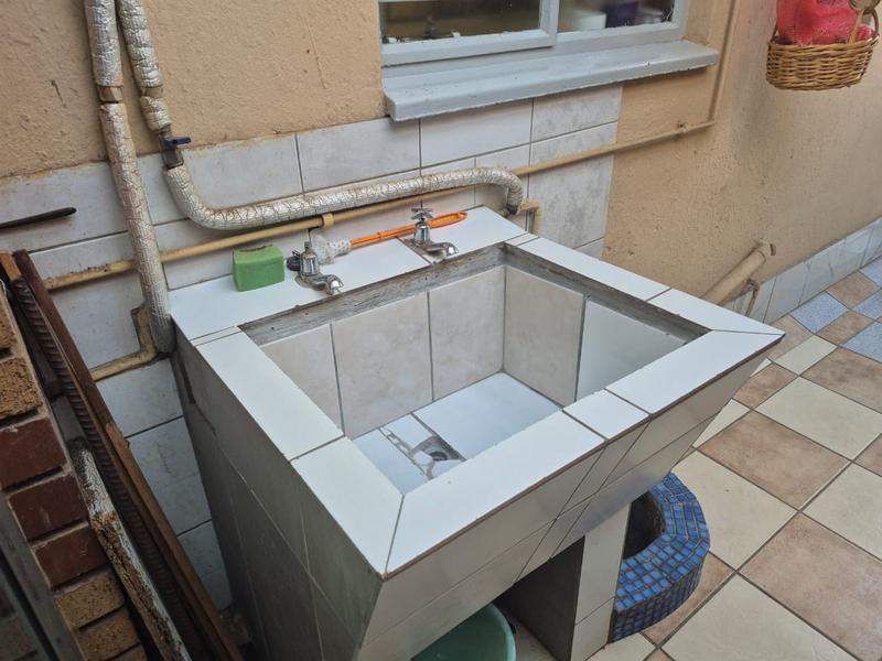4 Bedroom Property for Sale in Ennerdale Gauteng