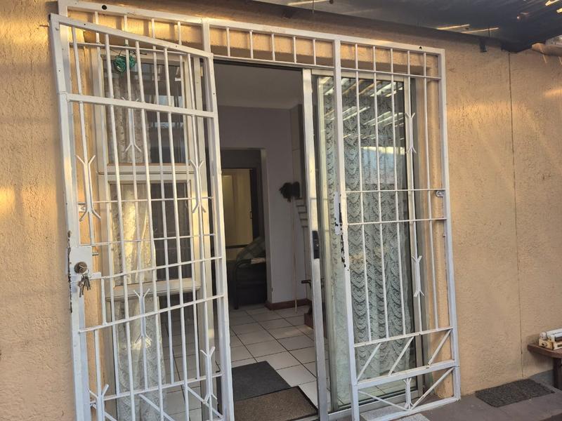 4 Bedroom Property for Sale in Ennerdale Gauteng