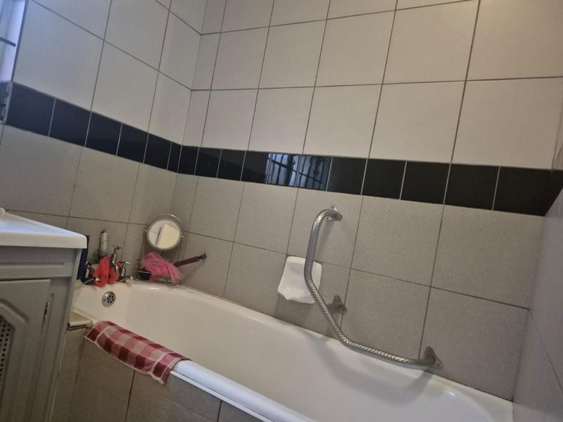 4 Bedroom Property for Sale in Ennerdale Gauteng