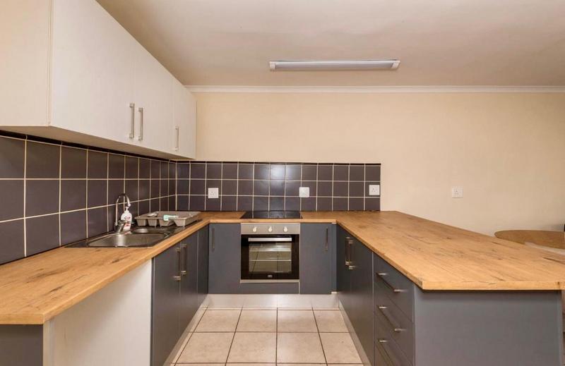 To Let 1 Bedroom Property for Rent in Kensington Gauteng