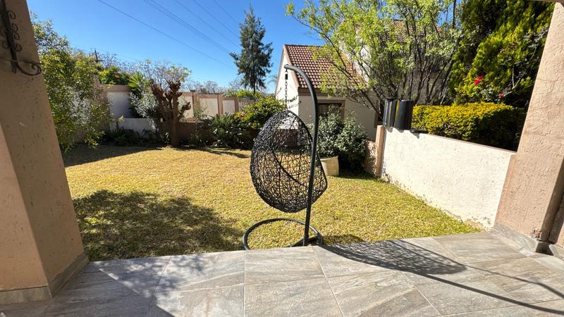 2 Bedroom Property for Sale in Broadacres Gauteng