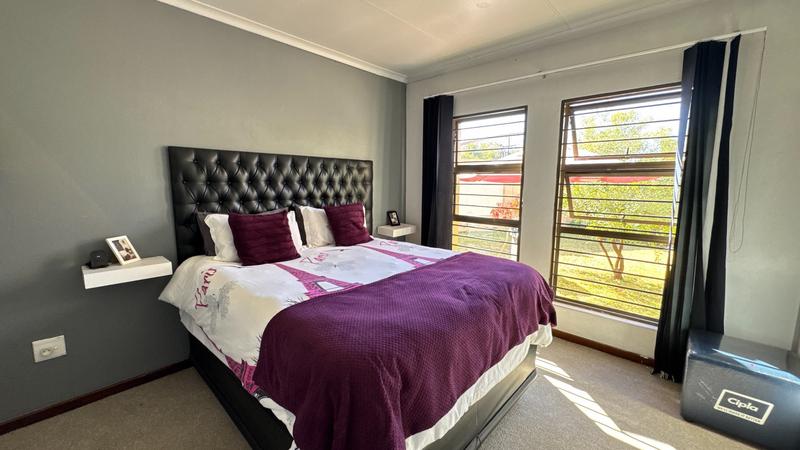 2 Bedroom Property for Sale in Broadacres Gauteng