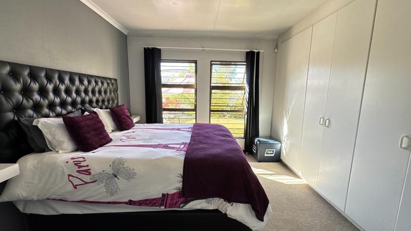 2 Bedroom Property for Sale in Broadacres Gauteng