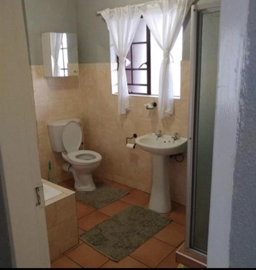 To Let 2 Bedroom Property for Rent in Halfway House Gauteng