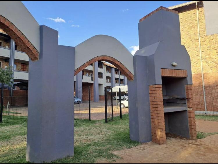 To Let 2 Bedroom Property for Rent in Halfway House Gauteng