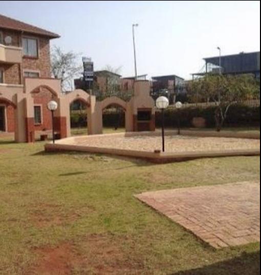 To Let 2 Bedroom Property for Rent in Halfway House Gauteng