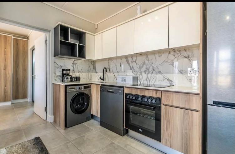 To Let 1 Bedroom Property for Rent in Waterfall Gauteng