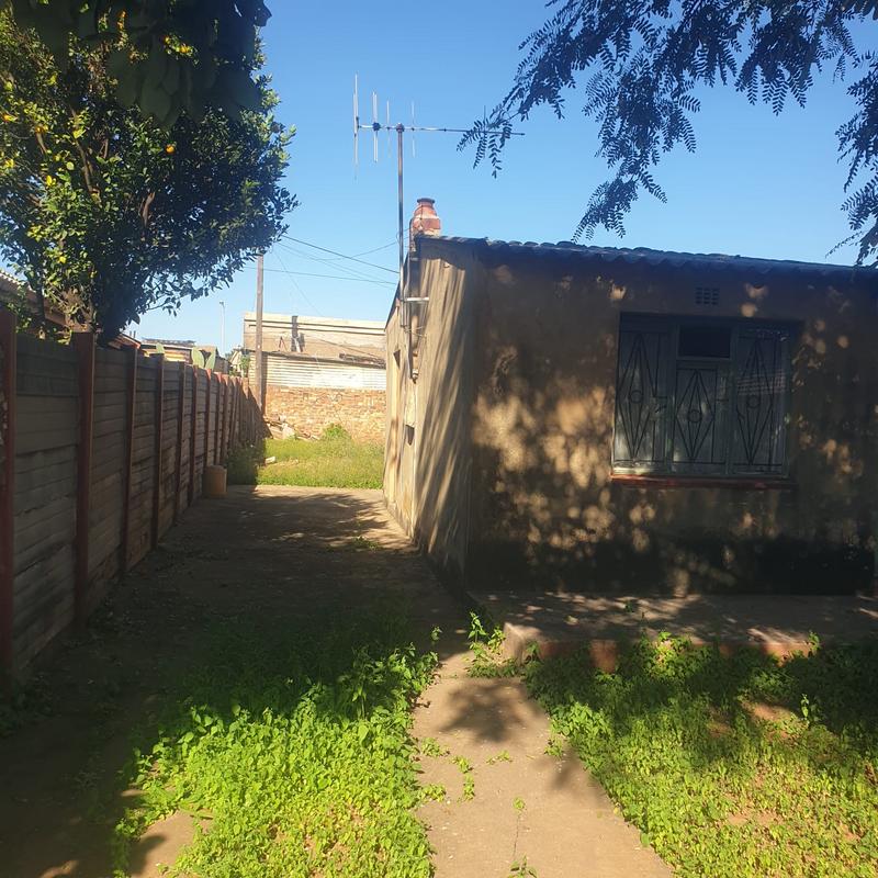 2 Bedroom Property for Sale in Mamelodi Gauteng