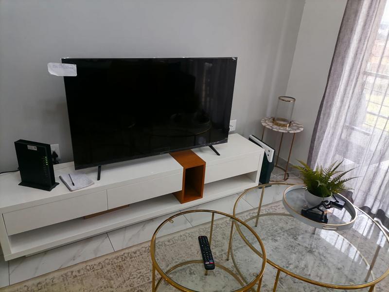 1 Bedroom Property for Sale in Noordwyk Gauteng