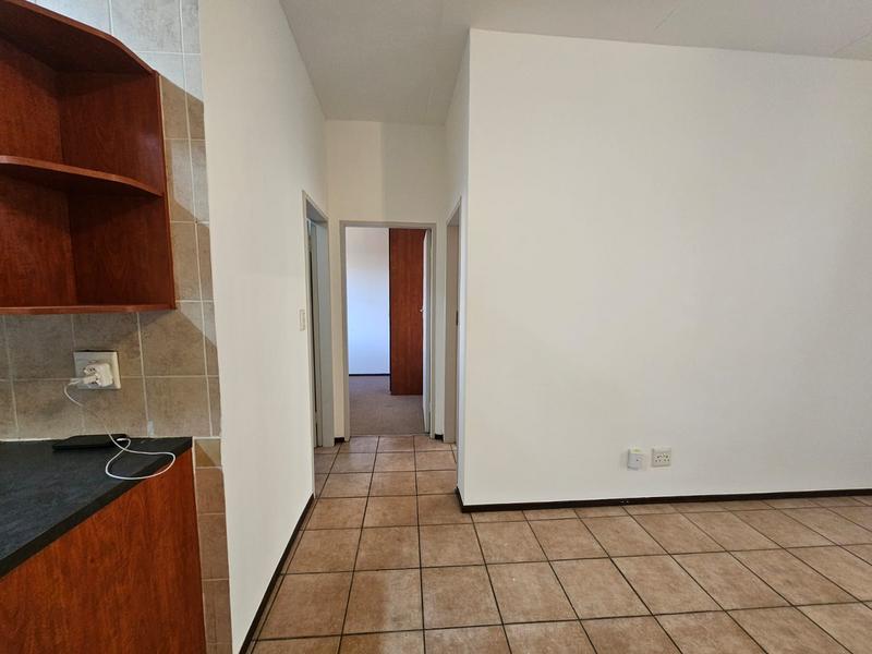 To Let 2 Bedroom Property for Rent in Lonehill Gauteng