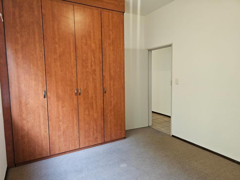 To Let 2 Bedroom Property for Rent in Lonehill Gauteng