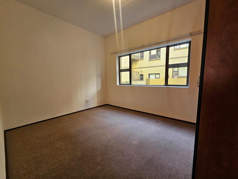 To Let 2 Bedroom Property for Rent in Lonehill Gauteng