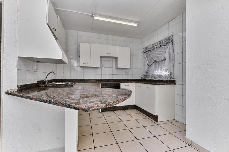 To Let 1 Bedroom Property for Rent in Morningside Gauteng