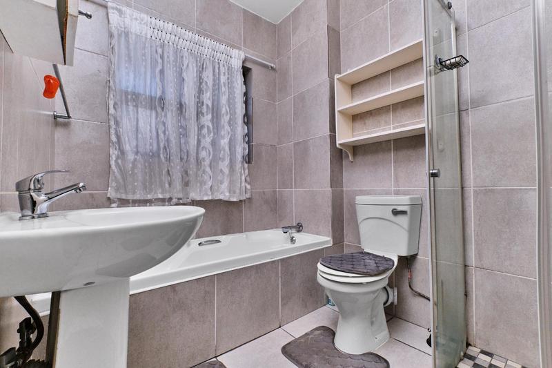 To Let 1 Bedroom Property for Rent in Morningside Gauteng