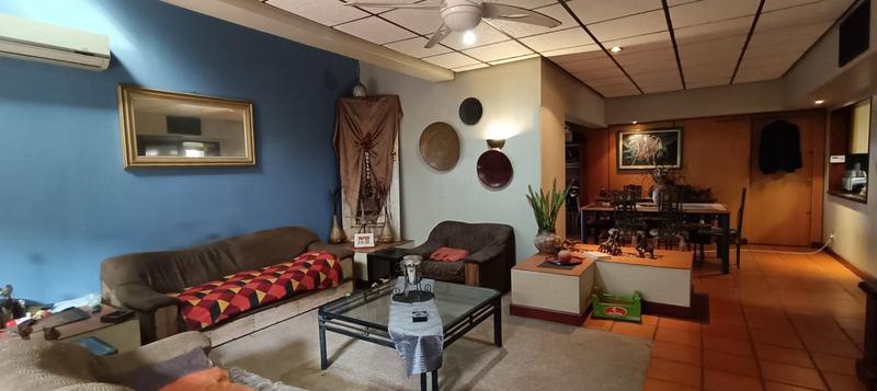5 Bedroom Property for Sale in Sinoville Gauteng