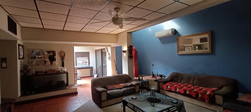5 Bedroom Property for Sale in Sinoville Gauteng