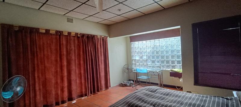 5 Bedroom Property for Sale in Sinoville Gauteng