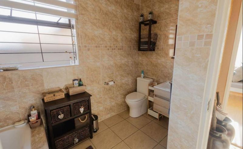 3 Bedroom Property for Sale in New Market Gauteng