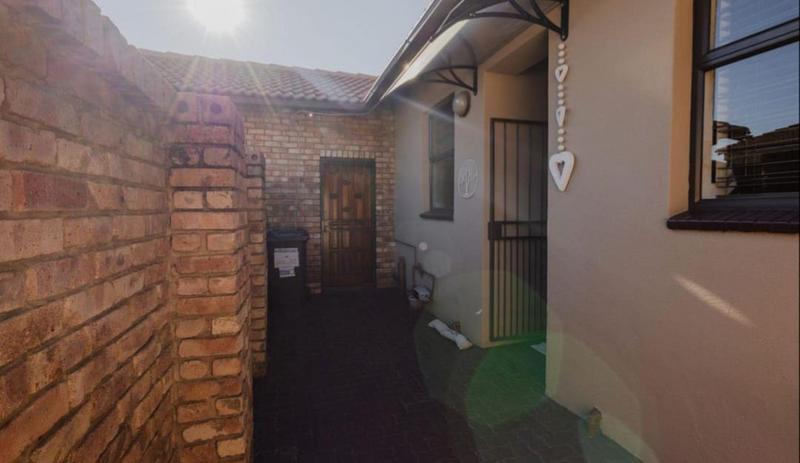 3 Bedroom Property for Sale in New Market Gauteng