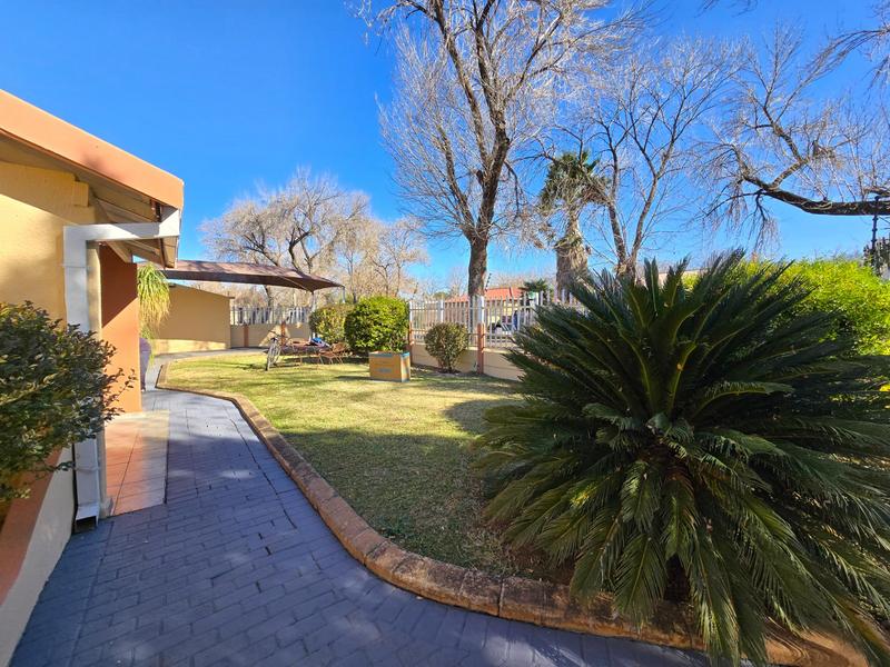 4 Bedroom Property for Sale in Vanderbijlpark CW Gauteng