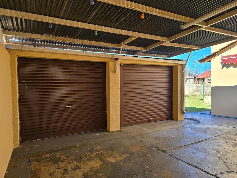 4 Bedroom Property for Sale in Vanderbijlpark CW Gauteng