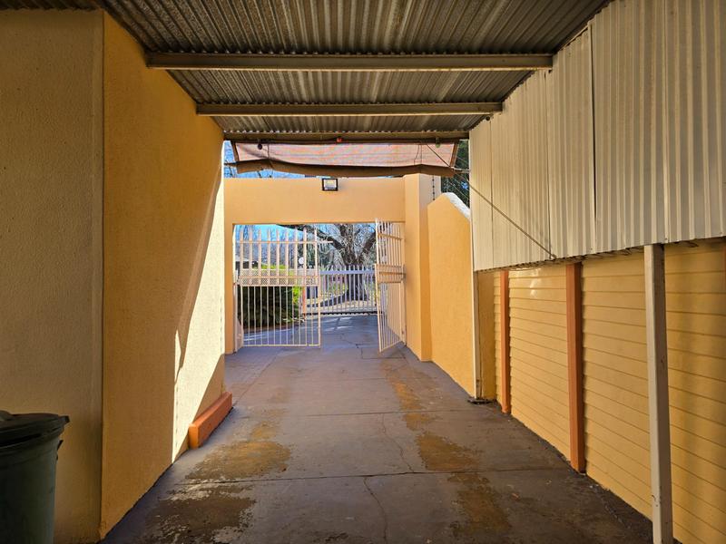 4 Bedroom Property for Sale in Vanderbijlpark CW Gauteng