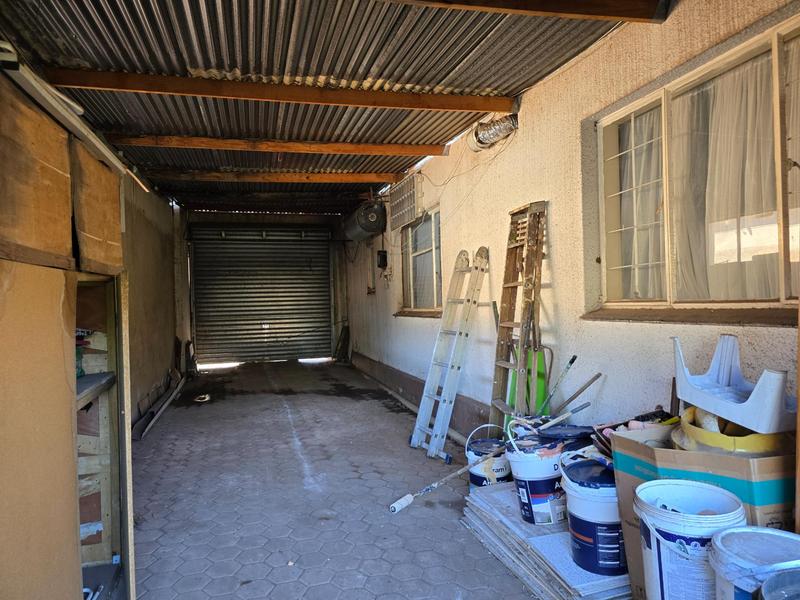 4 Bedroom Property for Sale in Vanderbijlpark CW Gauteng