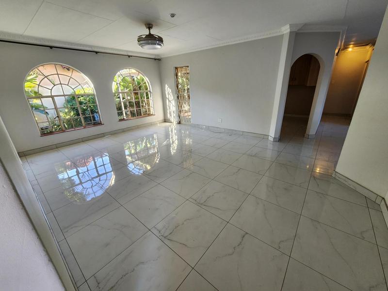 To Let 2 Bedroom Property for Rent in Brummeria Gauteng