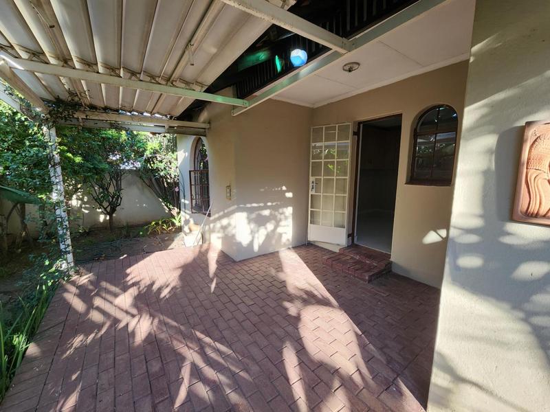 To Let 2 Bedroom Property for Rent in Brummeria Gauteng