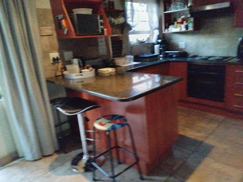 To Let 3 Bedroom Property for Rent in Die Wilgers Gauteng