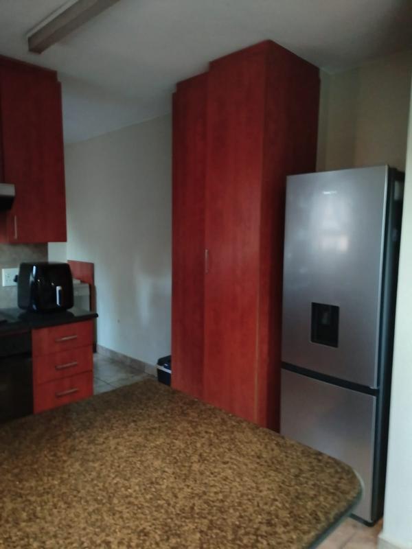 To Let 3 Bedroom Property for Rent in Die Wilgers Gauteng