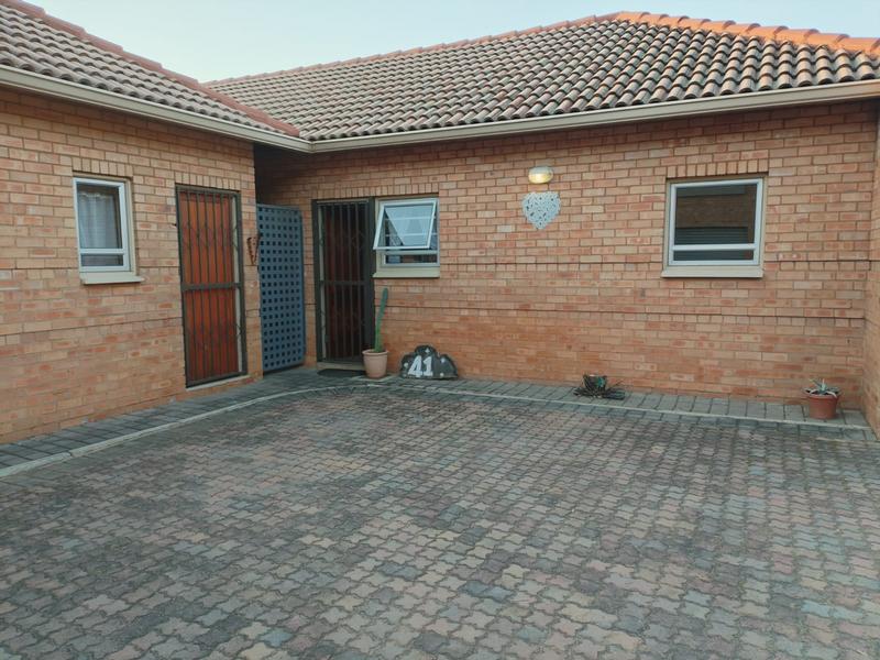 To Let 3 Bedroom Property for Rent in Die Wilgers Gauteng