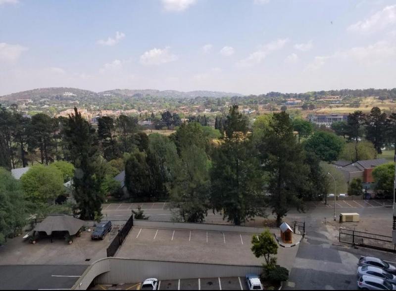 To Let 2 Bedroom Property for Rent in Dowerglen Gauteng