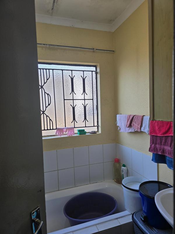 To Let 2 Bedroom Property for Rent in Ebony Park Gauteng