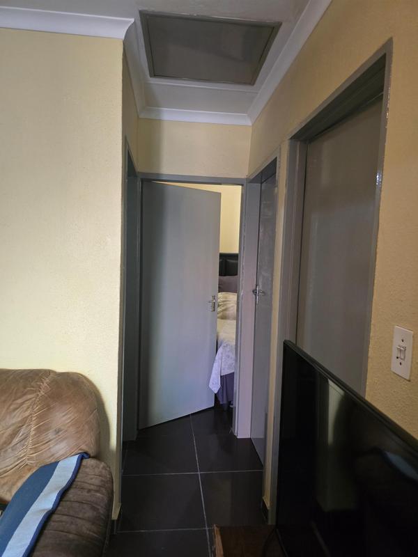 To Let 2 Bedroom Property for Rent in Ebony Park Gauteng